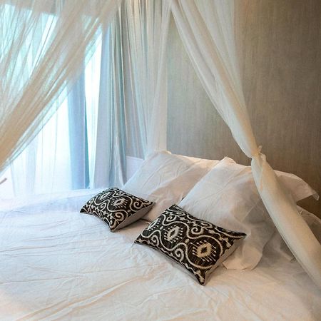 Bali Serenity Balneo Et Lit Rond Lagnieu ภายนอก รูปภาพ